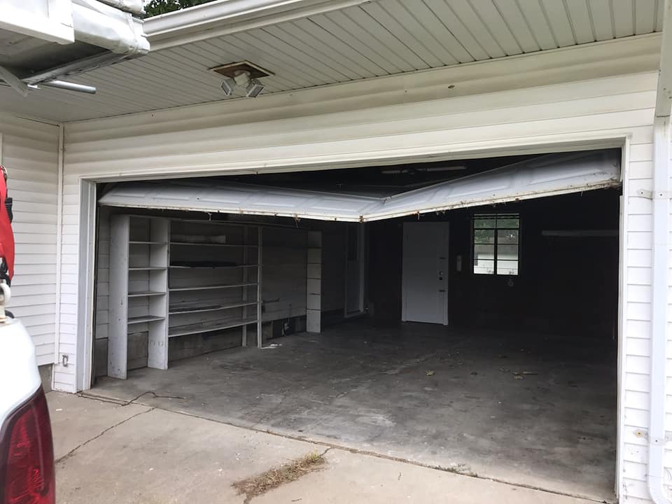 Garage door maintenance image